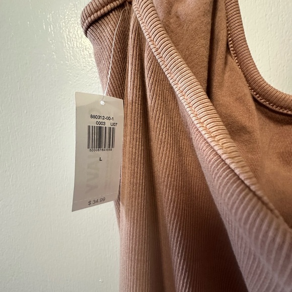 Old Navy halter midi dress - NWT - Picture 5 of 6